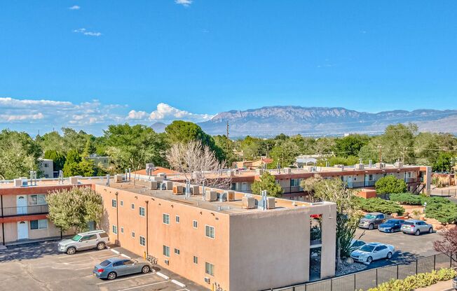 1 bed, 1 bath, 500 sqft, $715, Unit Unit 27