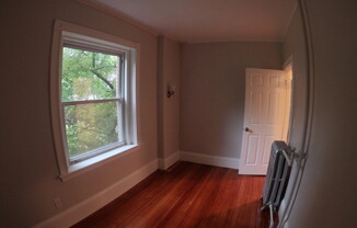 1 bed, 1 bath, $2,400, Unit 4