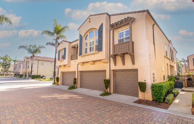 Beautiful 2 Bedroom / 2 Bath Condo in Desirable Scripps Ranch