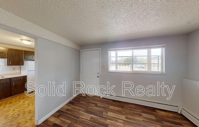 325 BONNIE CT