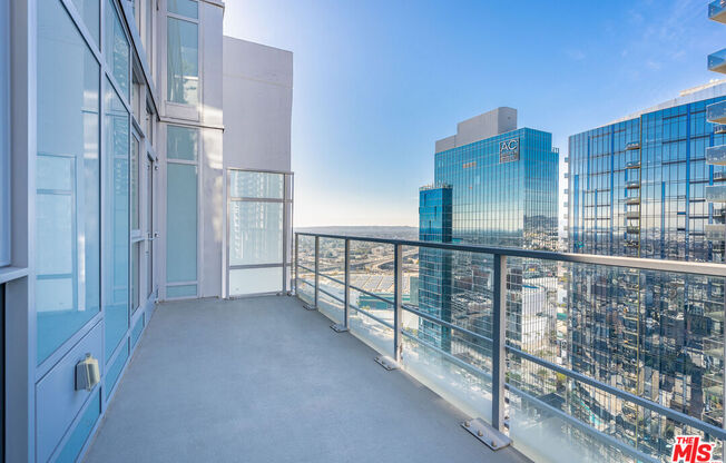 3 beds, 3 baths, 2,676 sqft, $14,300, Unit PH 1