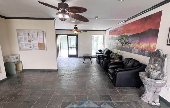 Spacious 2 Bedroom 1 Bathroom Upstairs Condo