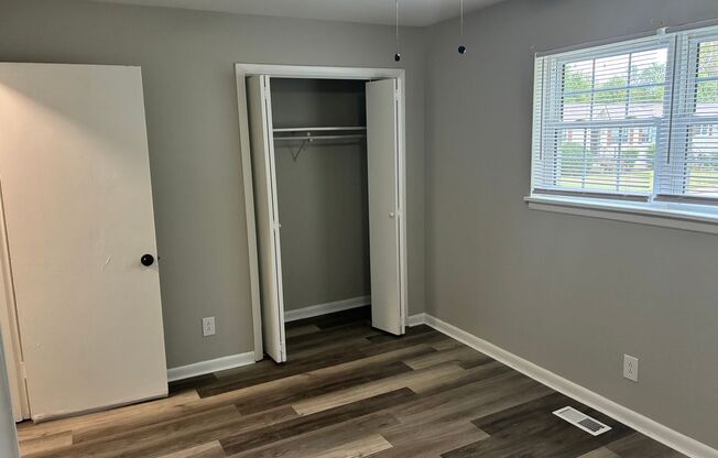 2 beds, 1 bath, 842 sqft, $950, Unit 1023