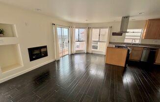 Luxury 2bd/2 bth with Ocean View