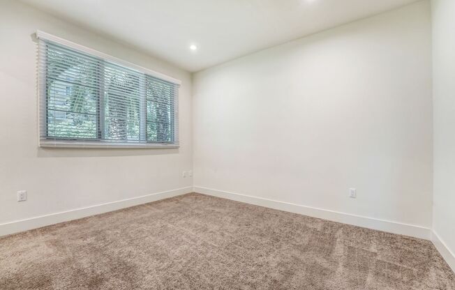 2 beds, 2.5 baths, 1,197 sqft, $4,600, Unit 118