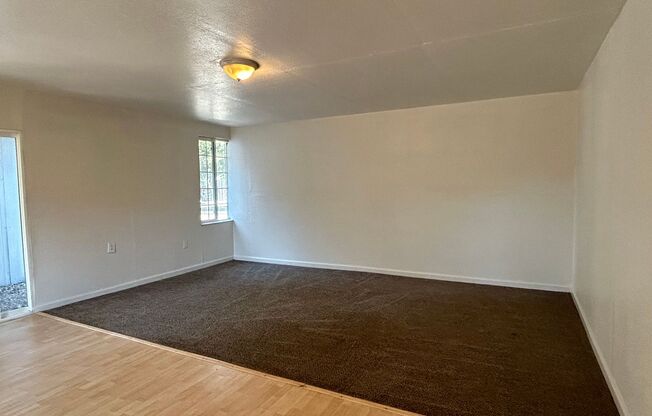 2 beds, 1 bath, $1,900