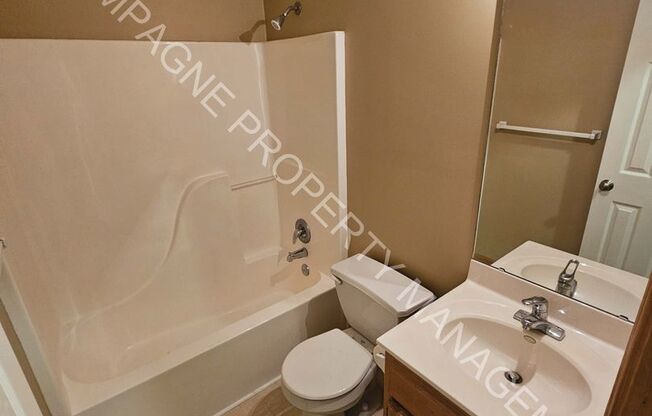 3 beds, 3 baths, 1,466 sqft, $1,675, Unit 6528