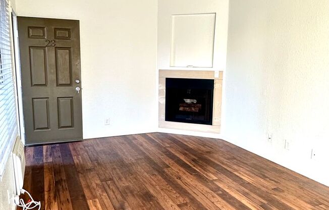 2 beds, 2 baths, 728 sqft, $2,875, Unit 23