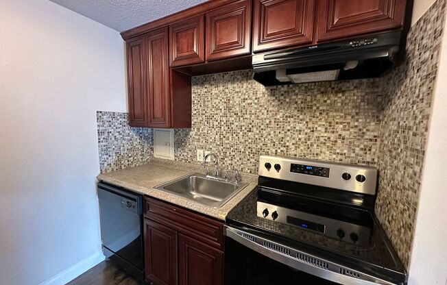 Large Studio - Balcony - Pool - Close to T