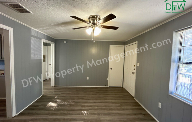 2 beds, 1 bath, $1,025