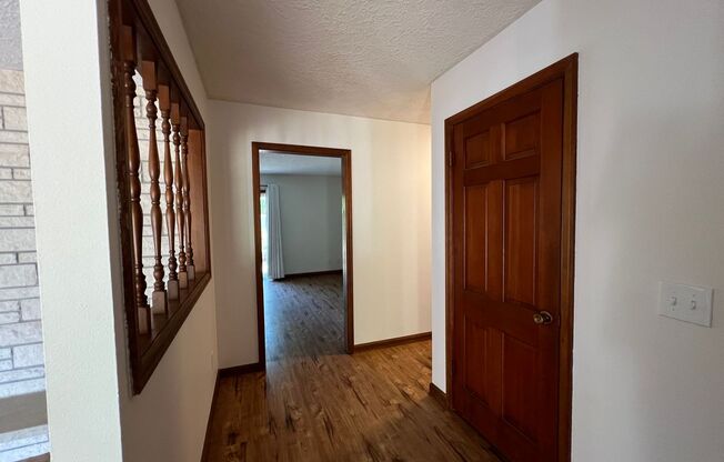 Charming 3-Bedroom Single-Level Home in a Fantastic Neighborhood!