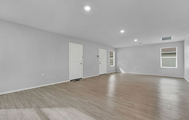 Charming 3 Bed 2 Bath Home in Mission Del Lago