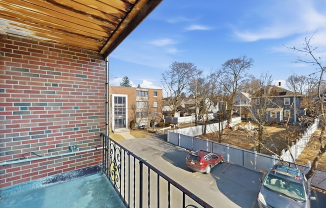 2 beds, 1 bath, 750 sqft, $2,395, Unit 42