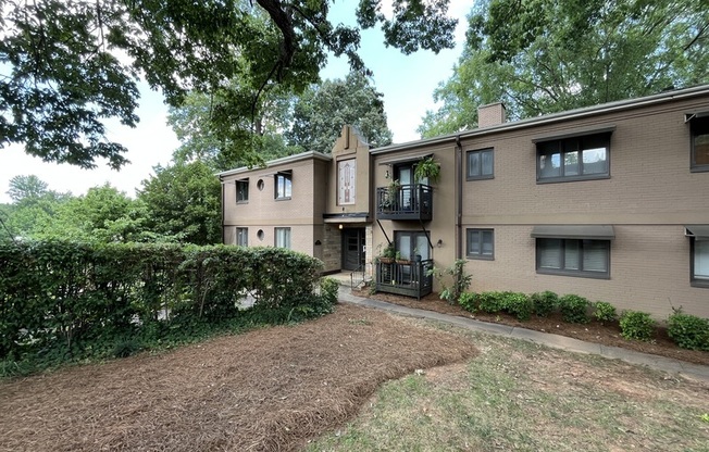 2427 VAIL AVE