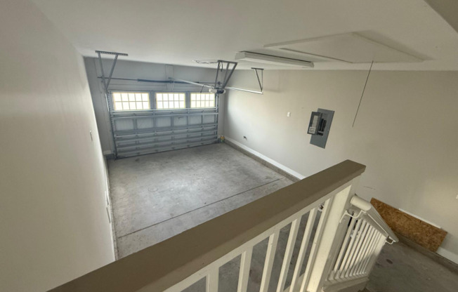 5349 OCEAN VLG DR