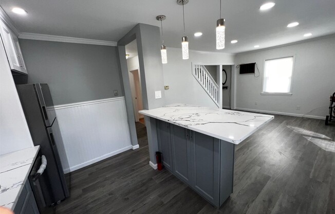 14 SKIDMORE PL