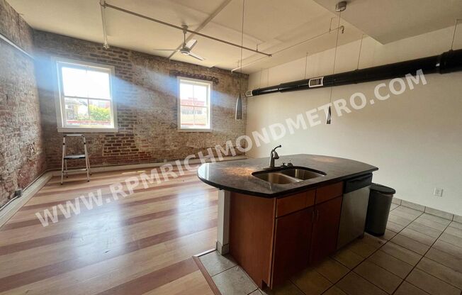 Studio, 1 bath, $1,160, Unit 2G