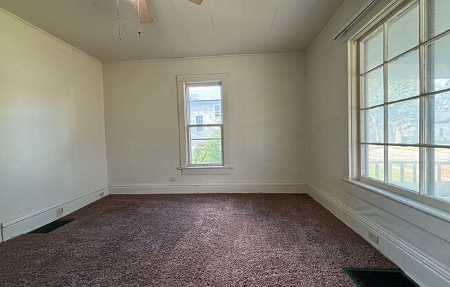 1 bed, 1 bath, $745