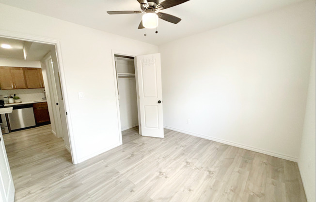2 beds, 1 bath, 616 sqft, $1,149, Unit 34
