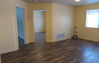 39 MIDDLE WAY