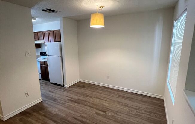 2 story, 2 bedroom home available now!