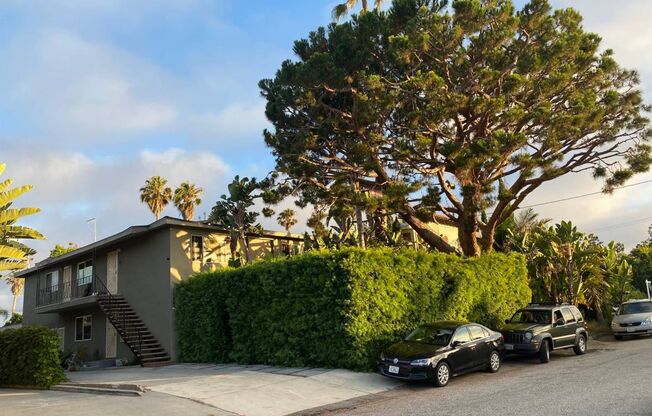 12946 Walsh Avenue