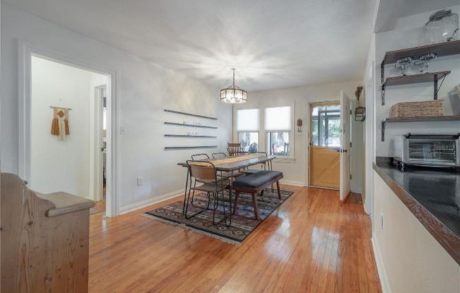 4107 N SEMINOLE AVE
