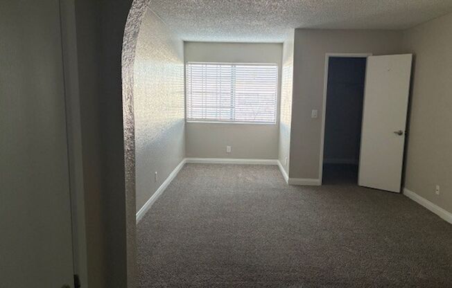 2 beds, 2 baths, 1,085 sqft, $1,356, Unit CA 1330-221