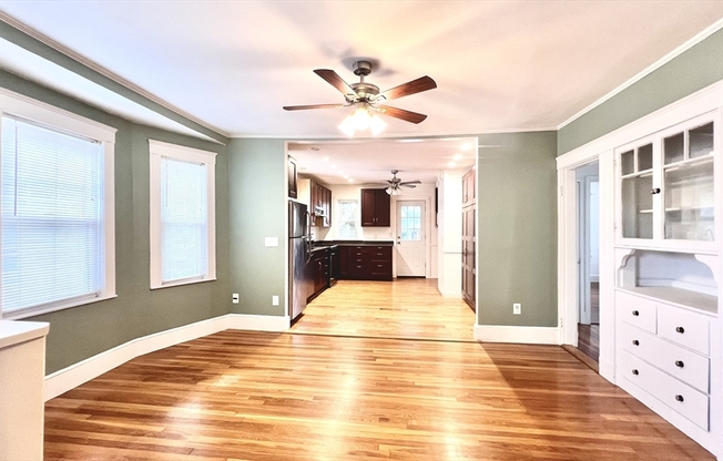 63 HOLYOKE ST