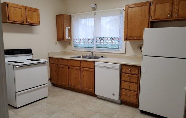 510-512 N Weber Street