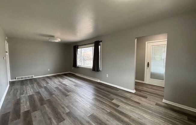 2 beds, 1 bath, $1,799