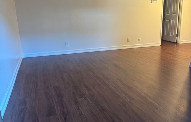 1 bed, 1 bath, 600 sqft, $2,050, Unit 12