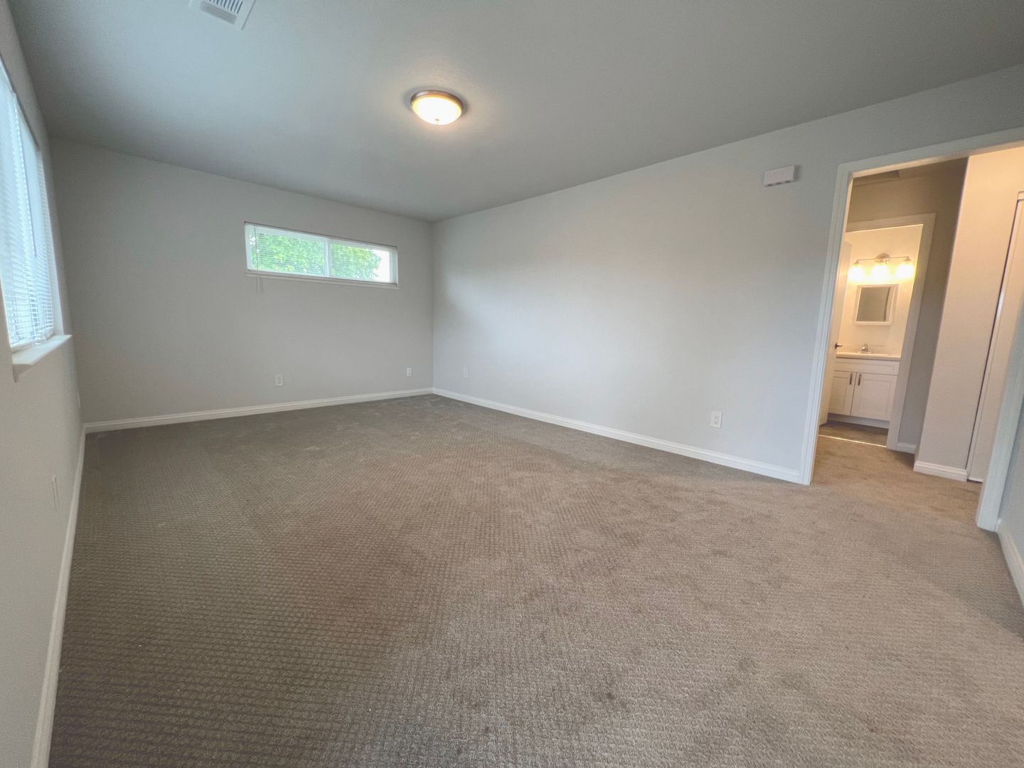 1612 Mendenhall Dr