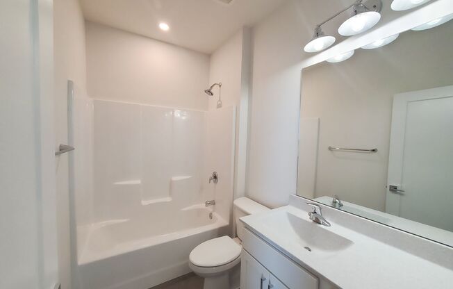 Studio, 1 bath, 525 sqft, $1,070, Unit B311
