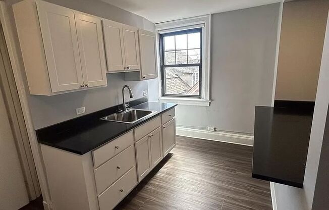 1 bed, 1 bath, 672 sqft, $1,200, Unit MSA-A7