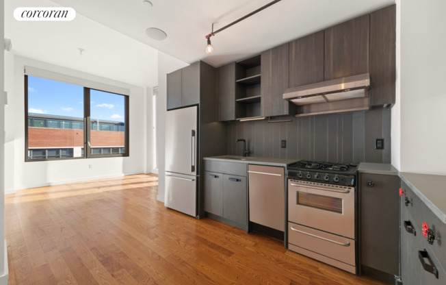 2 beds, 2 baths, $5,425, Unit 814
