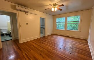 Studio, 1 bath, 485 sqft, $1,025, Unit 28