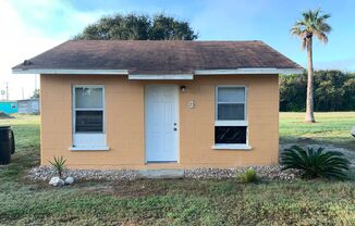 1 bed, 1 bath, 500 sqft, $650, Unit Admiral4