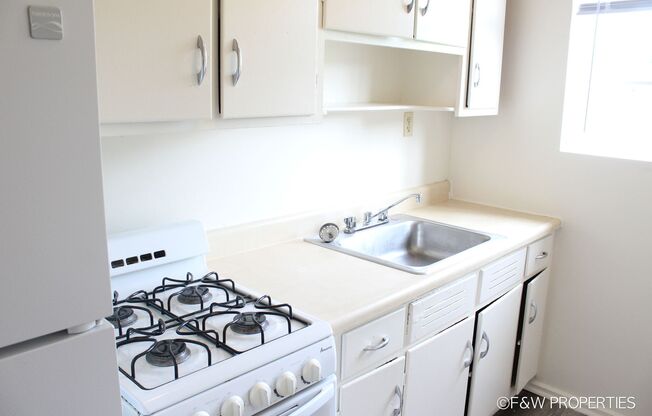1 bed, 1 bath, 500 sqft, $825, Unit 1734-07