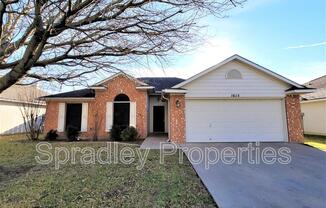 1615 OAK CHASE TRL