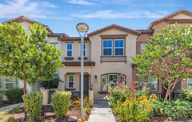831 SAINT RUFINA LN