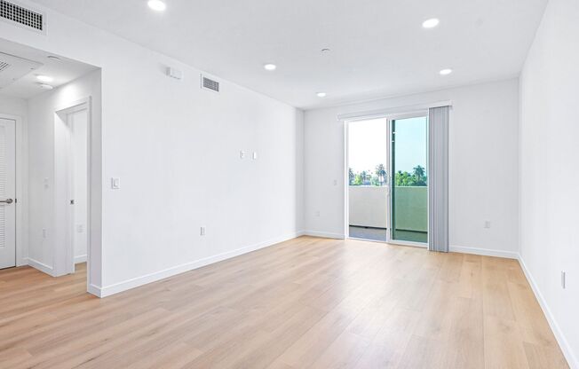 2 beds, 2 baths, 1,100 sqft, $2,899, Unit 407