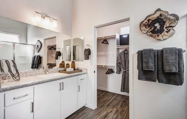 Designer Bathroom Suites at Avilla Gateway, Phoenix, AZ, 85037