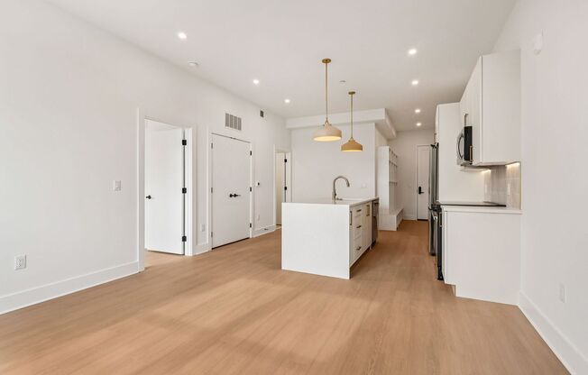 1 bed, 1 bath, 720 sqft, $1,788, Unit 218