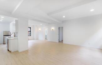 4 beds, 3 baths, 2,000 sqft, $10,875, Unit 8A