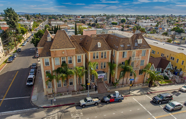 Soto Rose Apartments