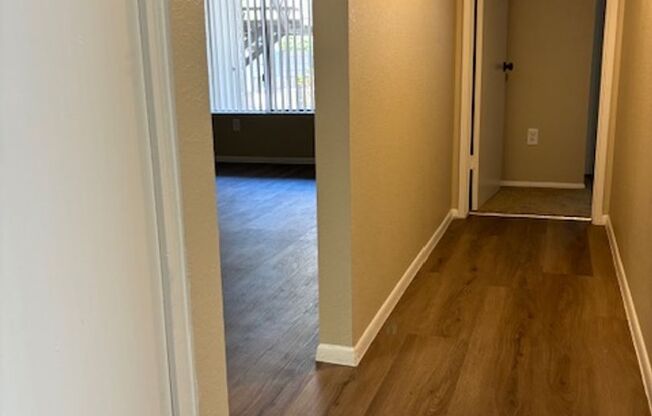 2 beds, 1 bath, 830 sqft, $1,349, Unit 140