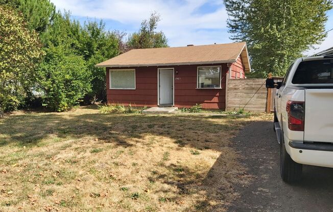 Cozy 1 Bed, 1 Bath House with Big Backyard and Outdoor Deck!