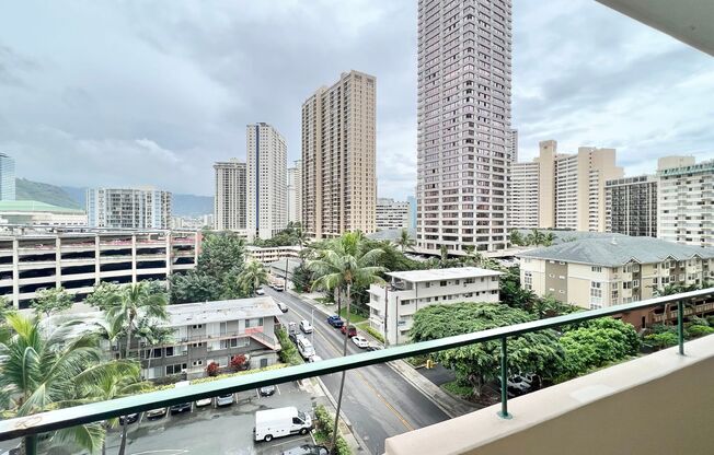 1 bed, 1 bath, $2,300