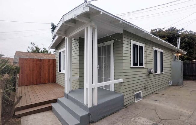 1421 Kellam Avenue